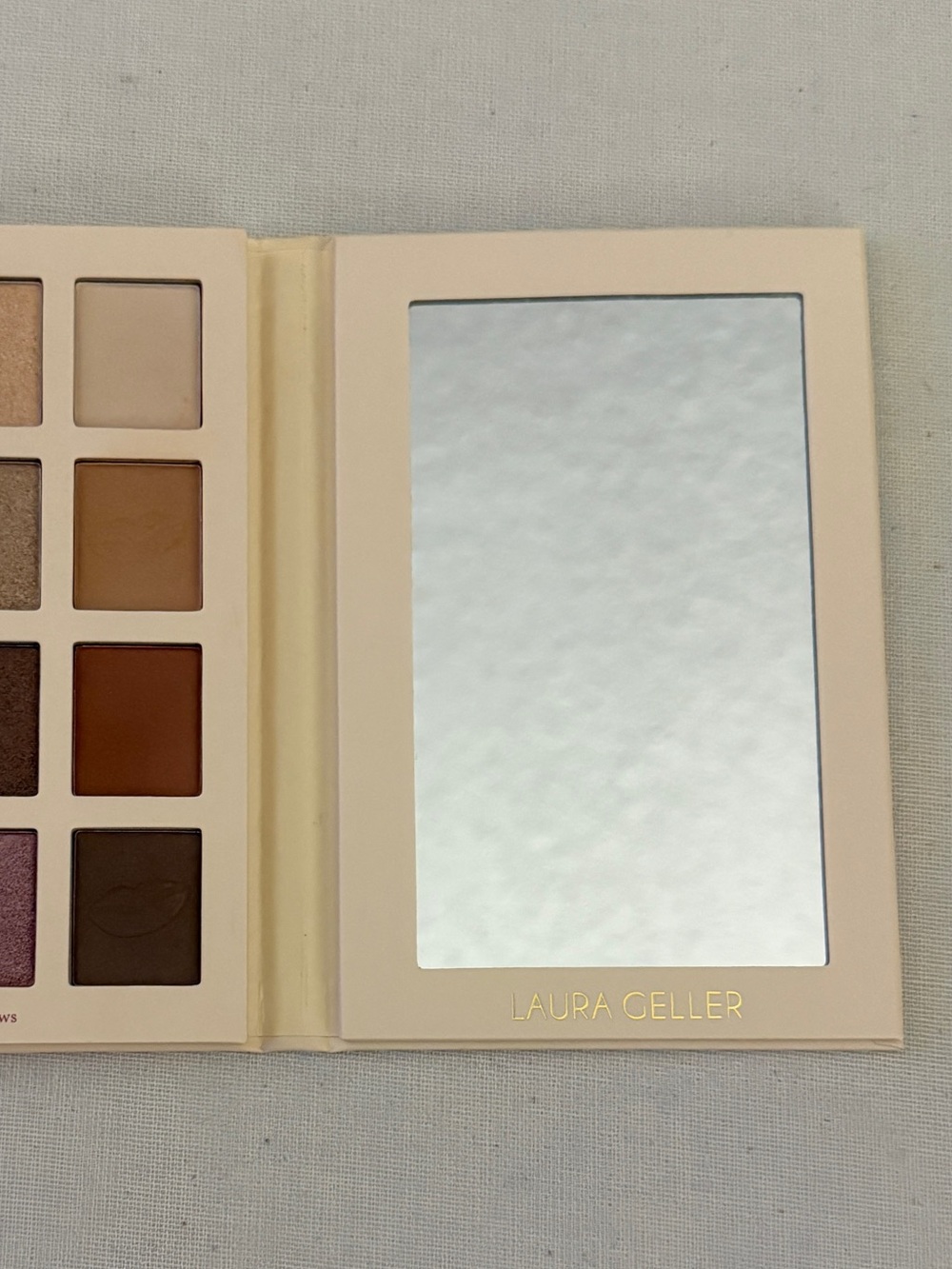 Laura Geller Pink and Gold RSVP Ready Full Face Palette - Picture 7 of 8